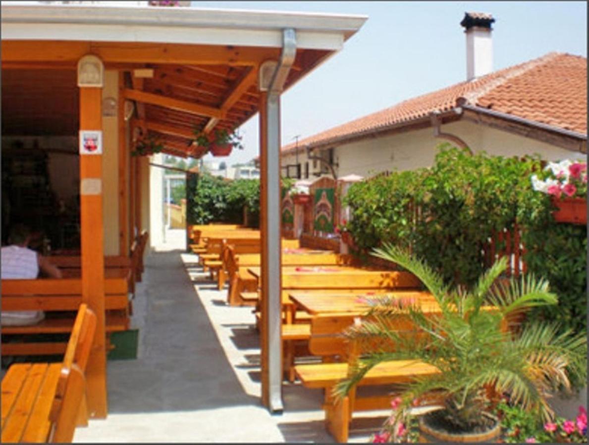 Hotel Niko Kranevo Esterno foto